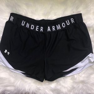Black under armour shorts